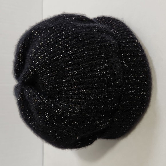 Women's Black Metallic Ribbed Cashmere-Blend Soft Feel Good Fabric Beanie - Picture 2 of 10